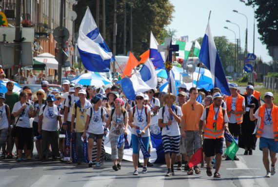 Znów powędrują