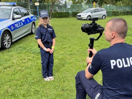 Mali policjanci w oku kamery. Przypominali ważne zasady