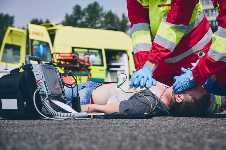 Gdy dyplomaci gościli na Świętym Krzyżu, nieopodal policjanci ratowali życie turysty