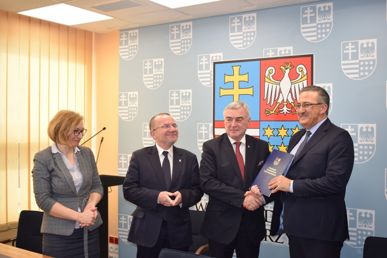 Tomograf w szpitalu w Czerwonej Górze wkrótce zacznie działać. Są pieniądze na jego montaż