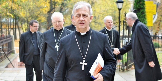 Biskup Jan Piotrowski w Kielcach (zdjęcia i rozmowa)