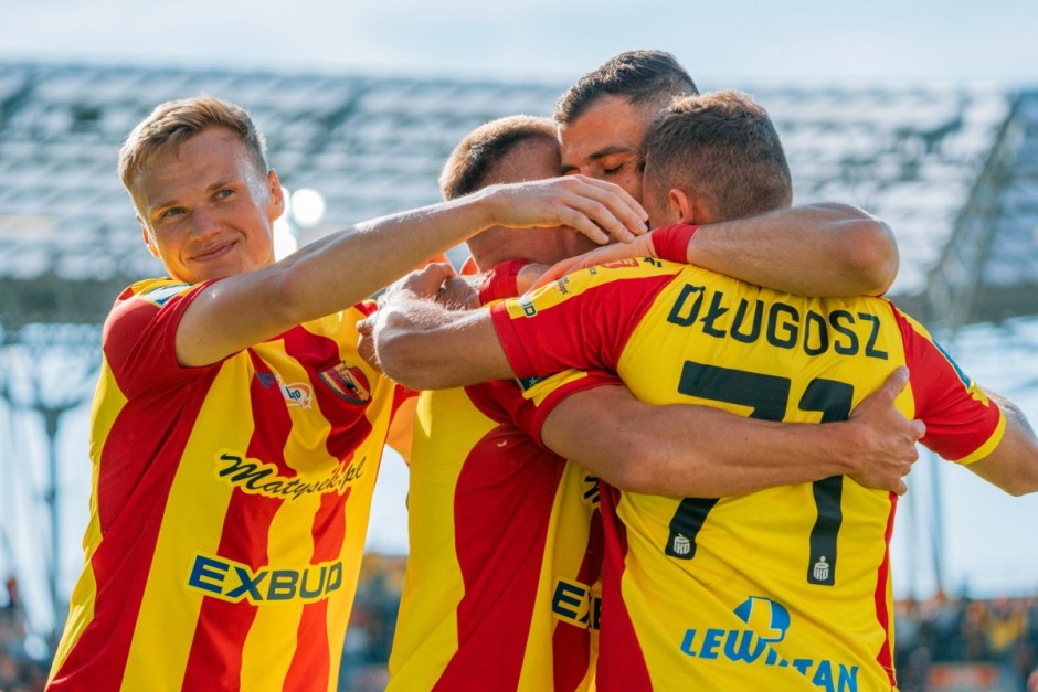 Wiktor Długosz zostaje w Koronie!