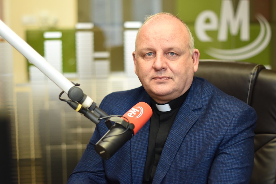 Ks. Krzysztof Banasik: Szczególną opieką otaczamy chorych i cierpiących