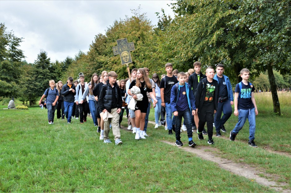 [FOTO] Setki młodych przeszły śladami męczeństwa bł. Karoliny