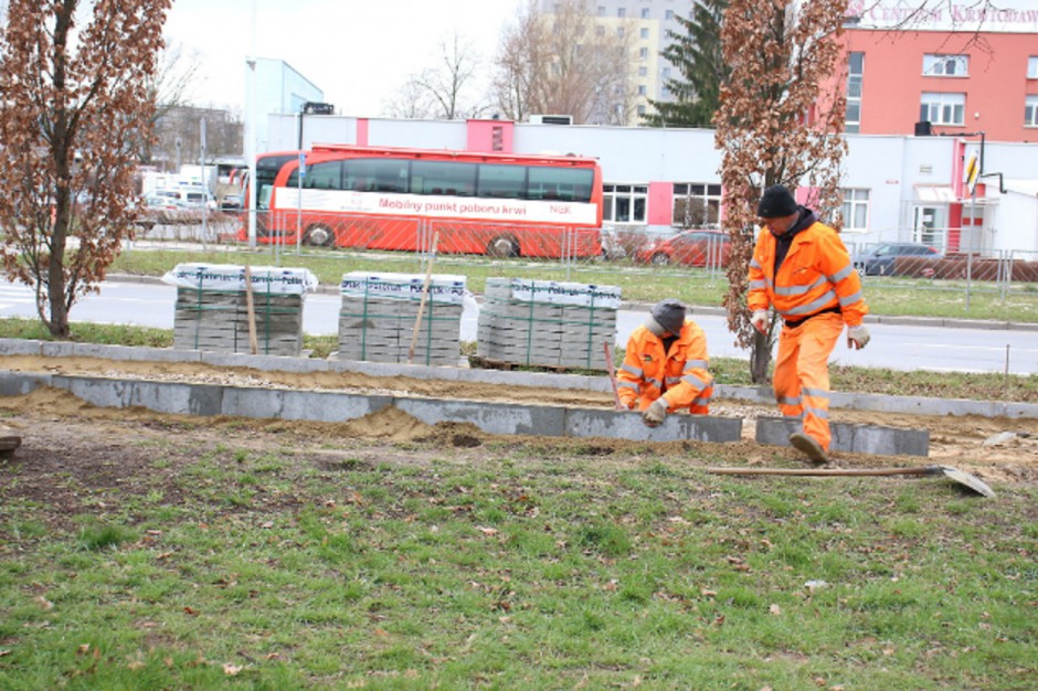 Ruszyły remonty kieleckich chodników