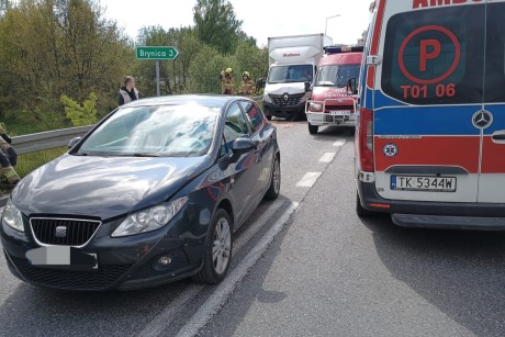 Wypadek w Górkach Szczukowskich. Dwie osoby w szpitalu