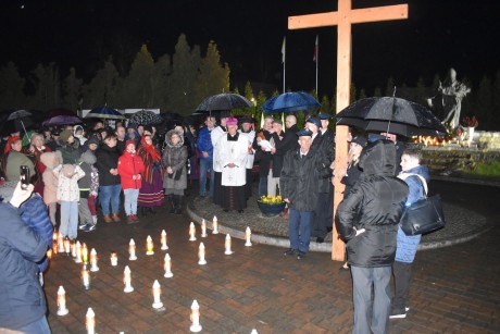 Ulicami Masłowa przeszła Droga Krzyżowa