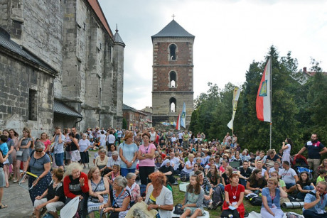 Dziś w Wiślicy początek pielgrzymki. Transmisja Mszy Świętej o godzinie 18 w Radiu eM Kielce