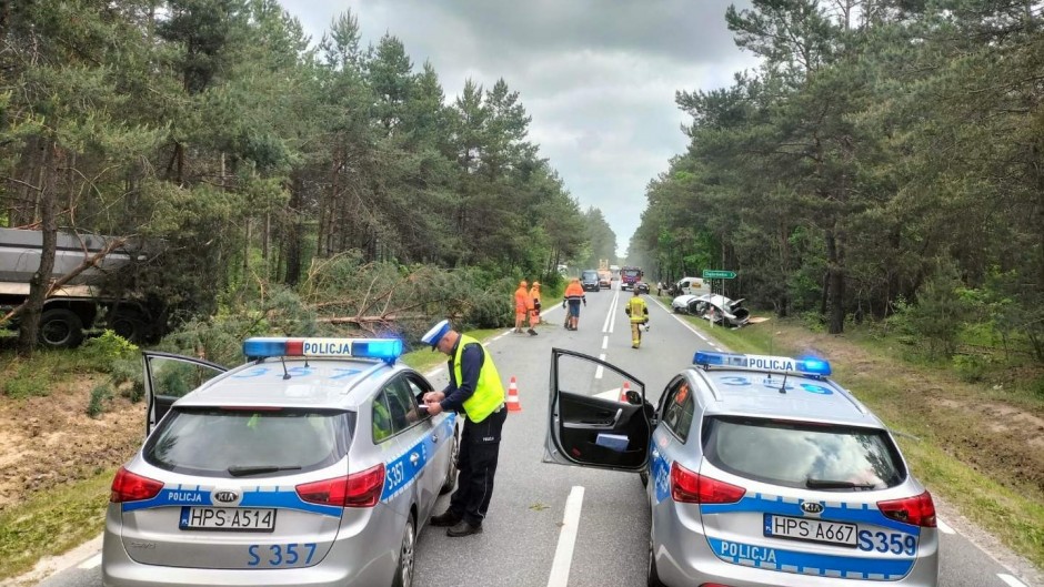 Wypadek na skrzyżowaniu. DK nr 79 zablokowana