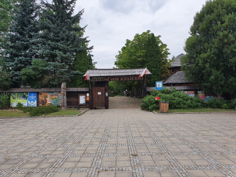 Skansen w Tokarni znów zaprasza