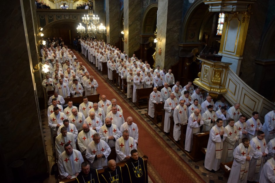 Msza Święta Krzyżma w bazylice katedralnej