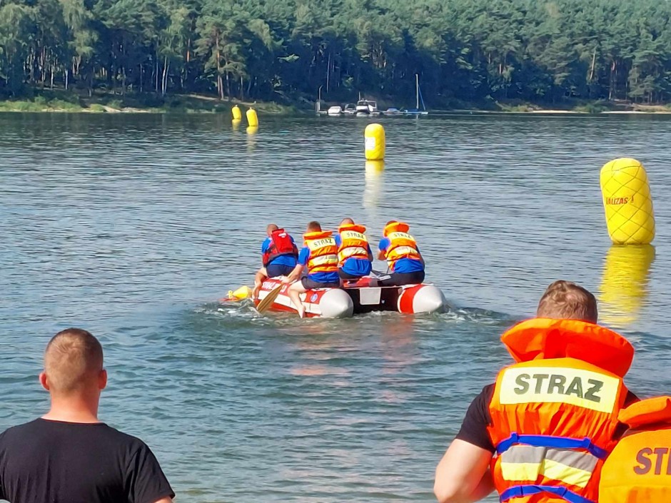 Służby rywalizowały na Chańczy