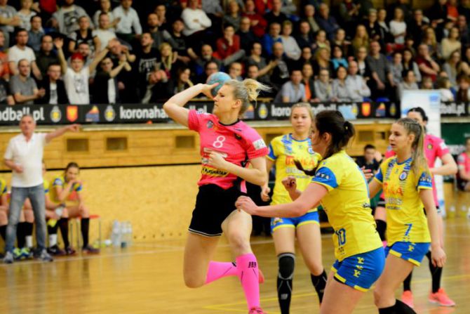 Pewna wygrana Korony Handball nad Varsovią