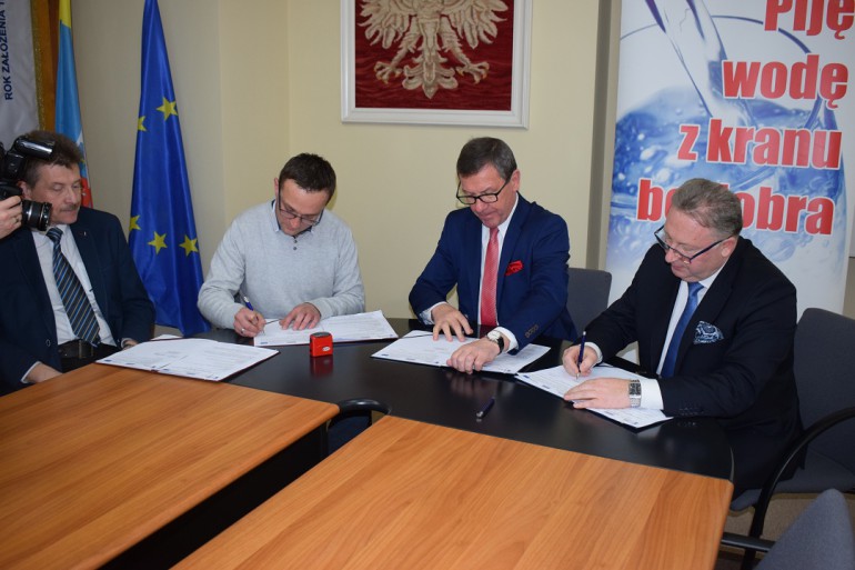 Nowy wodociąg na ul. Zagnańskiej