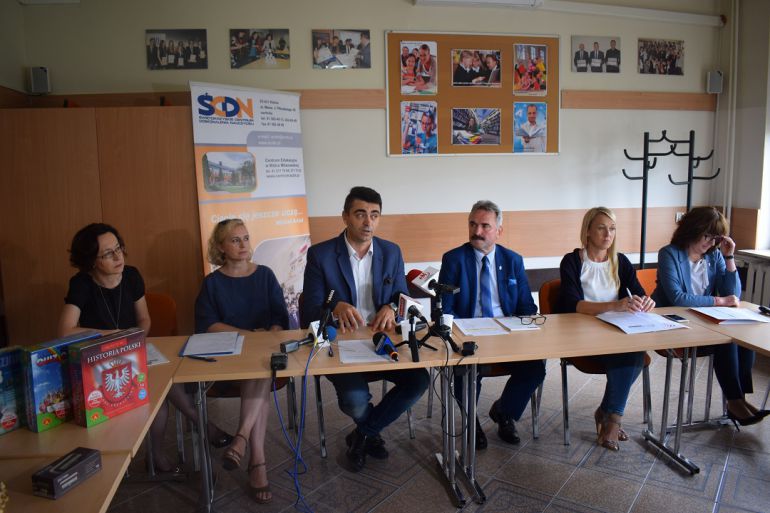 Edukacja patriotyczna,teatralna i sportowa. Propozycje ŚCDN