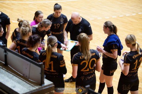 Covid-19 krzyżuje plany Suzuki Korony Handball. Hit z „Akademiczkami” przełożony