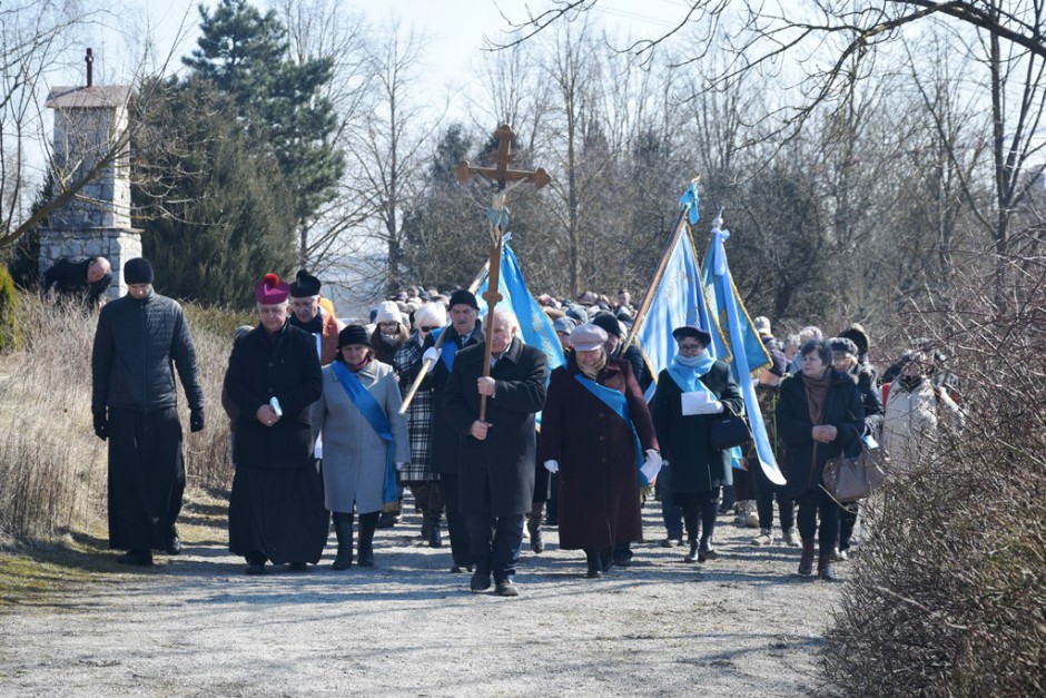 Pielgrzymowali na Świętokrzyską Kalwarię w Morawicy