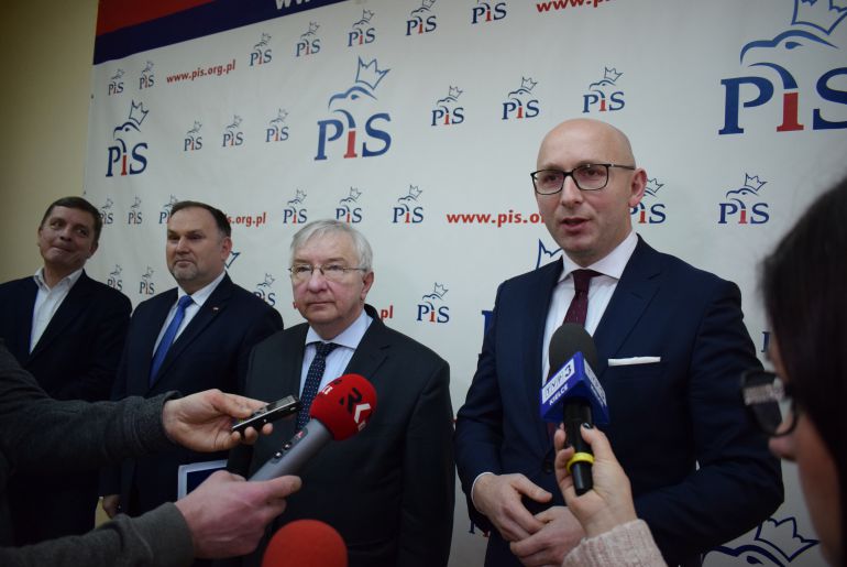 Świętokrzyskie najmniej atrakcyjne dla inwestorów. PiS ma winowajcę