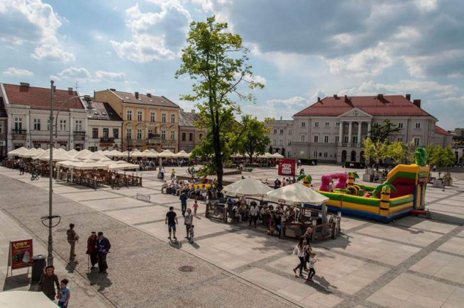 Autobusem przez rynek? Miasto planuje zmiany