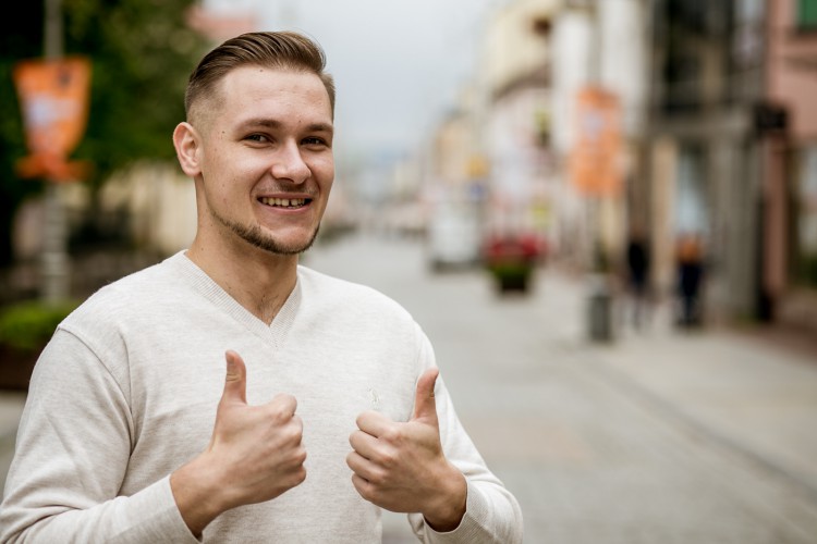 Kacper Dziedzic, misjonarz świecki: Trzeba nieść pomoc potrzebującym