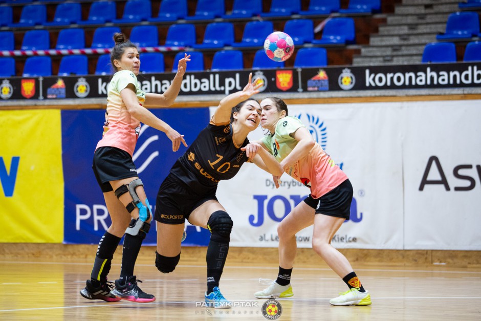 Nerwowy początek… i wysoka wygrana. Ważne zwycięstwo Suzuki Korony Handball