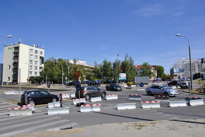 Od dzisiaj poważne utrudnienia na al. IX Wieków