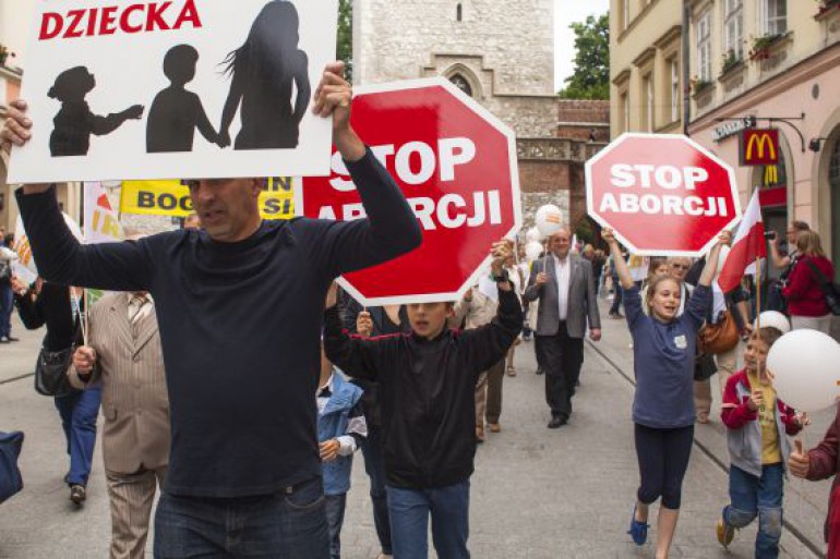 Czy świętokrzyscy posłowie zatrzymają aborcję? "Opowiadamy się za ochroną życia"