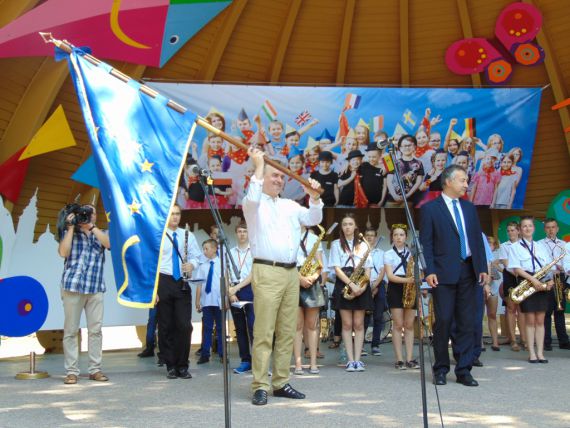 Kielce nagrodzone Flagą Honorową