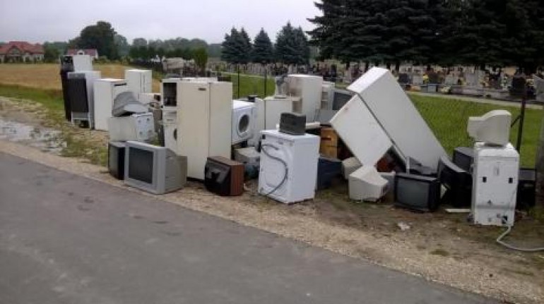 Zbiórka elektrośmieci na rzecz misji w kieleckich parafiach
