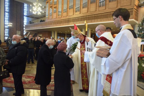 Biskup Jan Piotrowski: Nie ma lepszej szkoły wiary, niż dom rodzinny