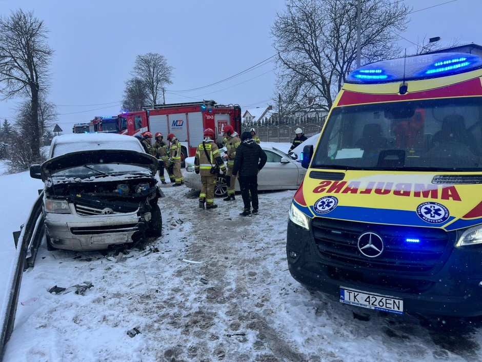 Wypadek w Górnie. Dwie osoby ranne