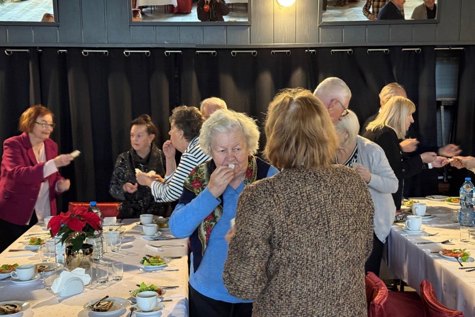 [FOTO] Przedświąteczny opłatek niewidomych z Kielc