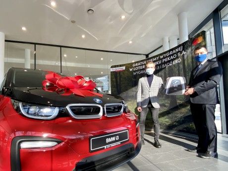 Młody kielczanin wygrał BMW w loterii Pekao