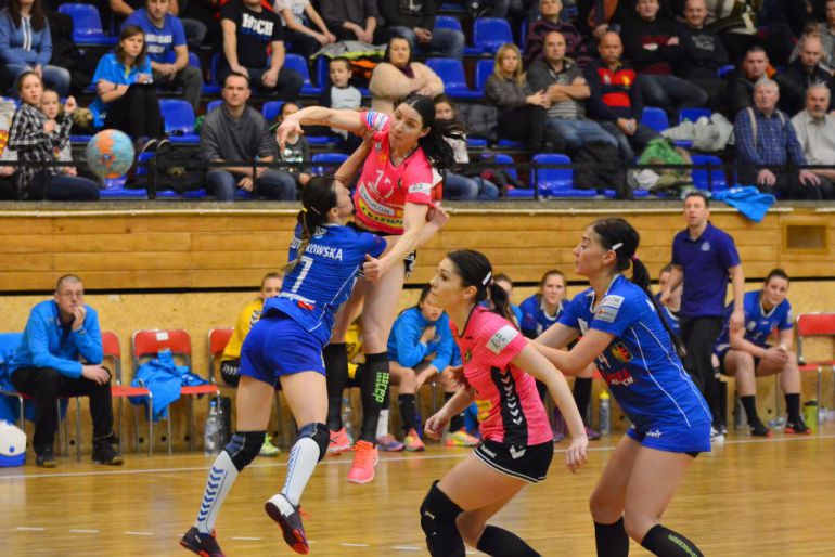 Korona Handball zwyciężyła w meczu na szczycie