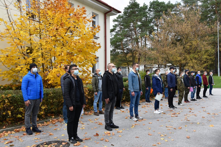 Chcą służyć w wojsku. Rozpoczęli szkolenie podstawowe