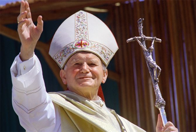 - Polska potrzebuje ludzi sumienia - mówił Polakom święty Jan Paweł II