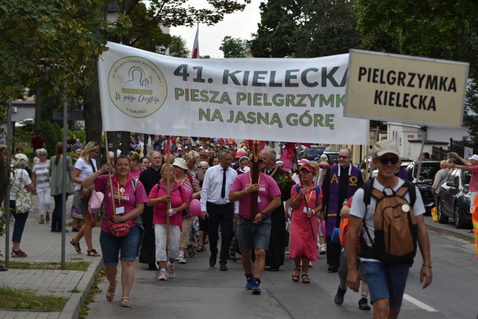 Znamy nazwiska przewodników Kieleckiej Pieszej Pielgrzymki na Jasną Górę. W niedzielę ruszają zapisy