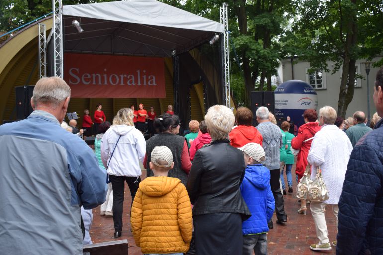 Seniorzy spotkali się w Parku Miejskim