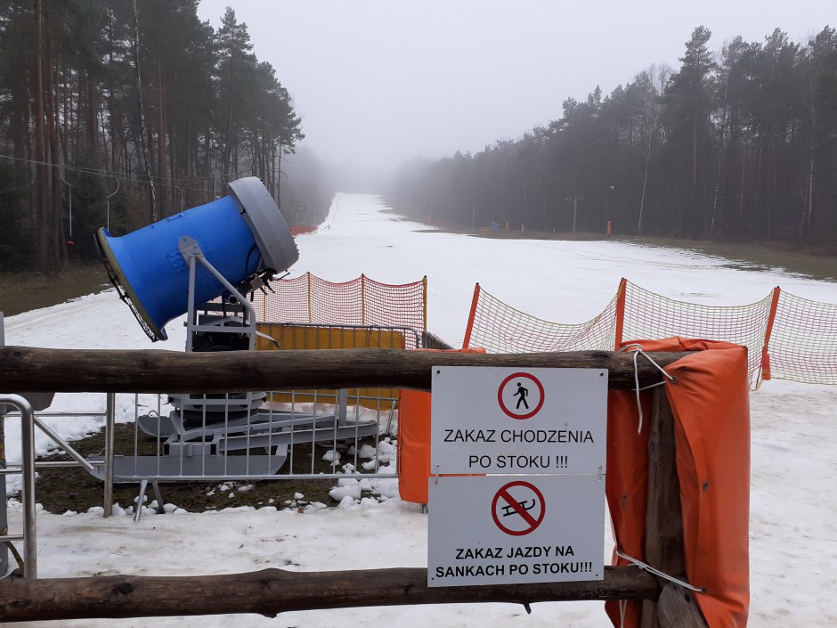 „Decyzja rządu to dla nas stryczek”. Właściciele stoków zdruzgotani zamrożeniem branży