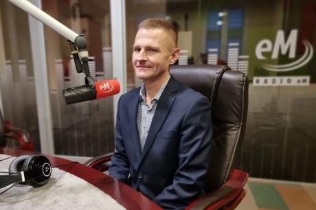 Prof. Marek Leszczyński: Powinniśmy kierować więcej pieniędzy na inwestycje