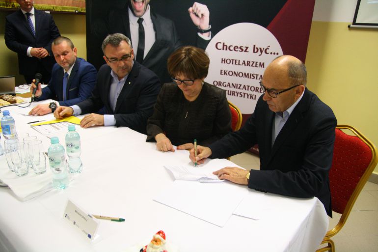 14 milionów na nowoczesne szkolenie zawodowe. Dofinansowania na 13 projektów przydzielone