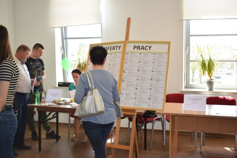Powiatowe Targi Pracy w Morawicy