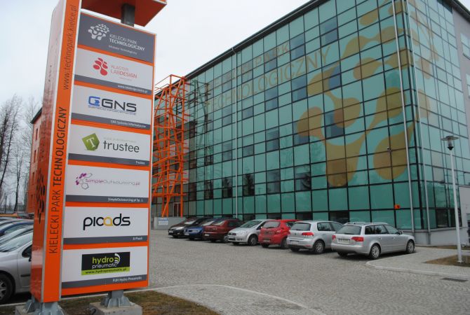 W KPT powstają prace naukowe