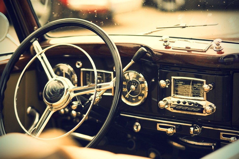 Przybywa zabytkowych pojazdów. Najstarszy? Mercedes-Benz z 1939 roku