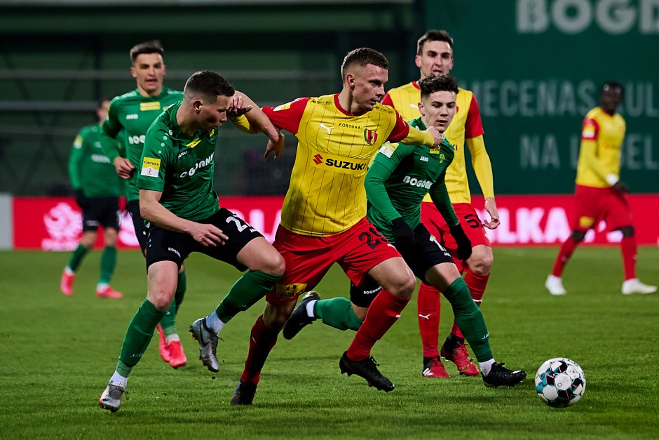 „Mocno spięta garda” znowu dała efekt. Korona zdobyła stadion w Łęcznej