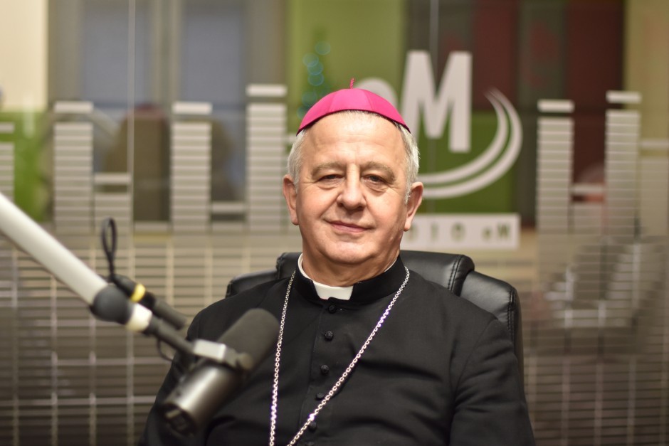 Biskup Jan Piotrowski: Zmartwychwstały Chrystus jest naszą nadzieją