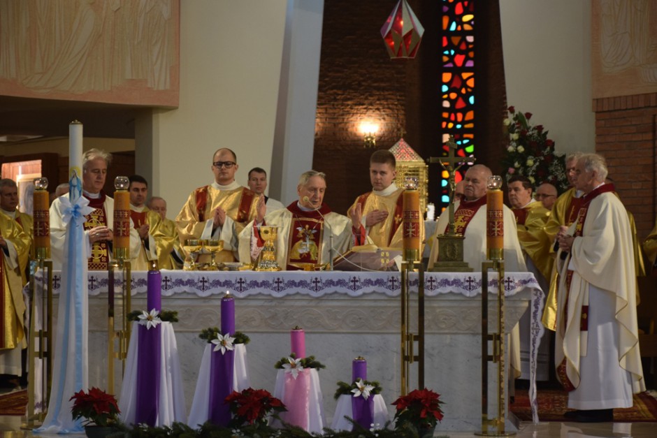 Biskup Jan Piotrowski: Święty Józef jest wzorem do naśladowania