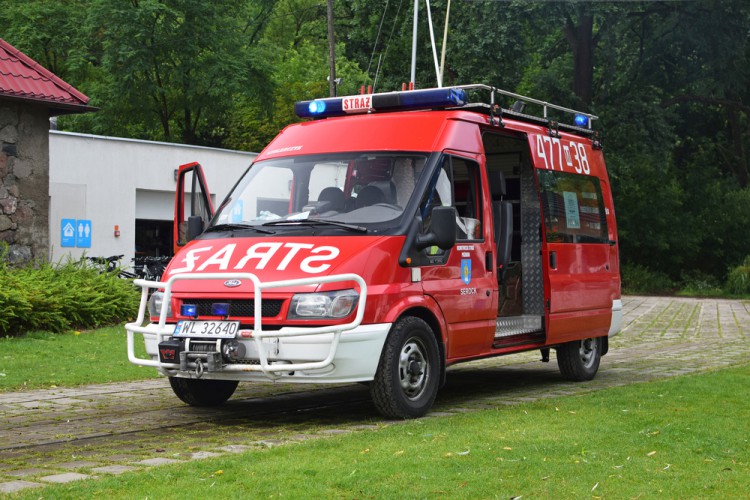 Strażacy pomogą seniorom i osobom chorym. Wystarczy zadzwonić