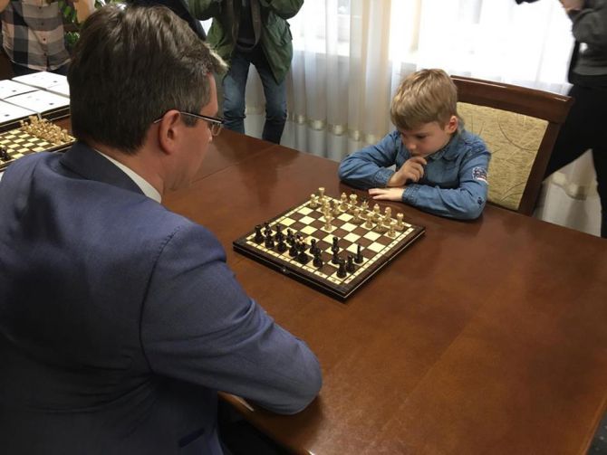 Świętokrzyskie stawia na rozwój przez szachy