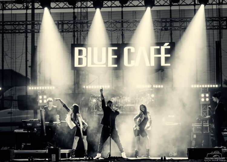 Zagra Blue Cafe, a uczniowie „Plastyka” zorganizują giełdę, czyli dzieje się w weekend
